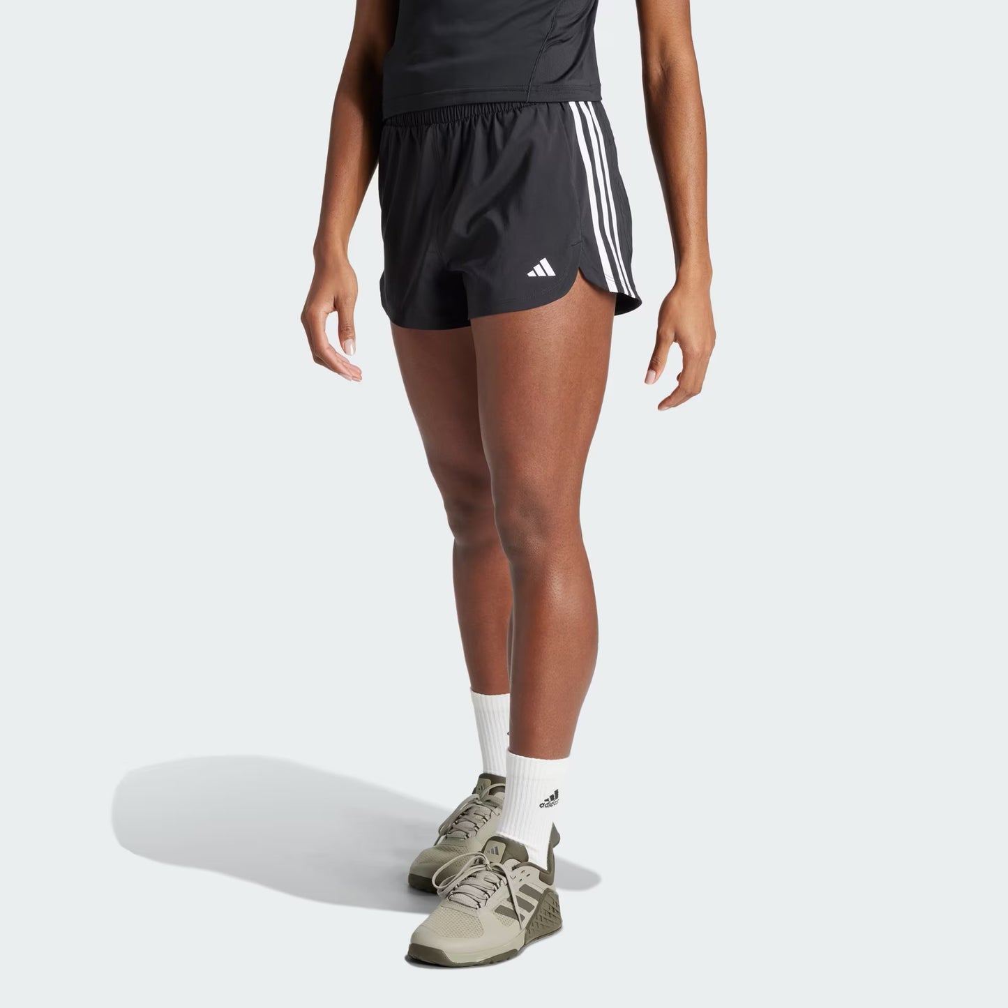 Adidas Short da allenamento Pacer 3-Stripes Woven High-Rise - IT7760