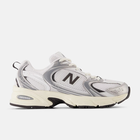 New Balance Sneakers U530