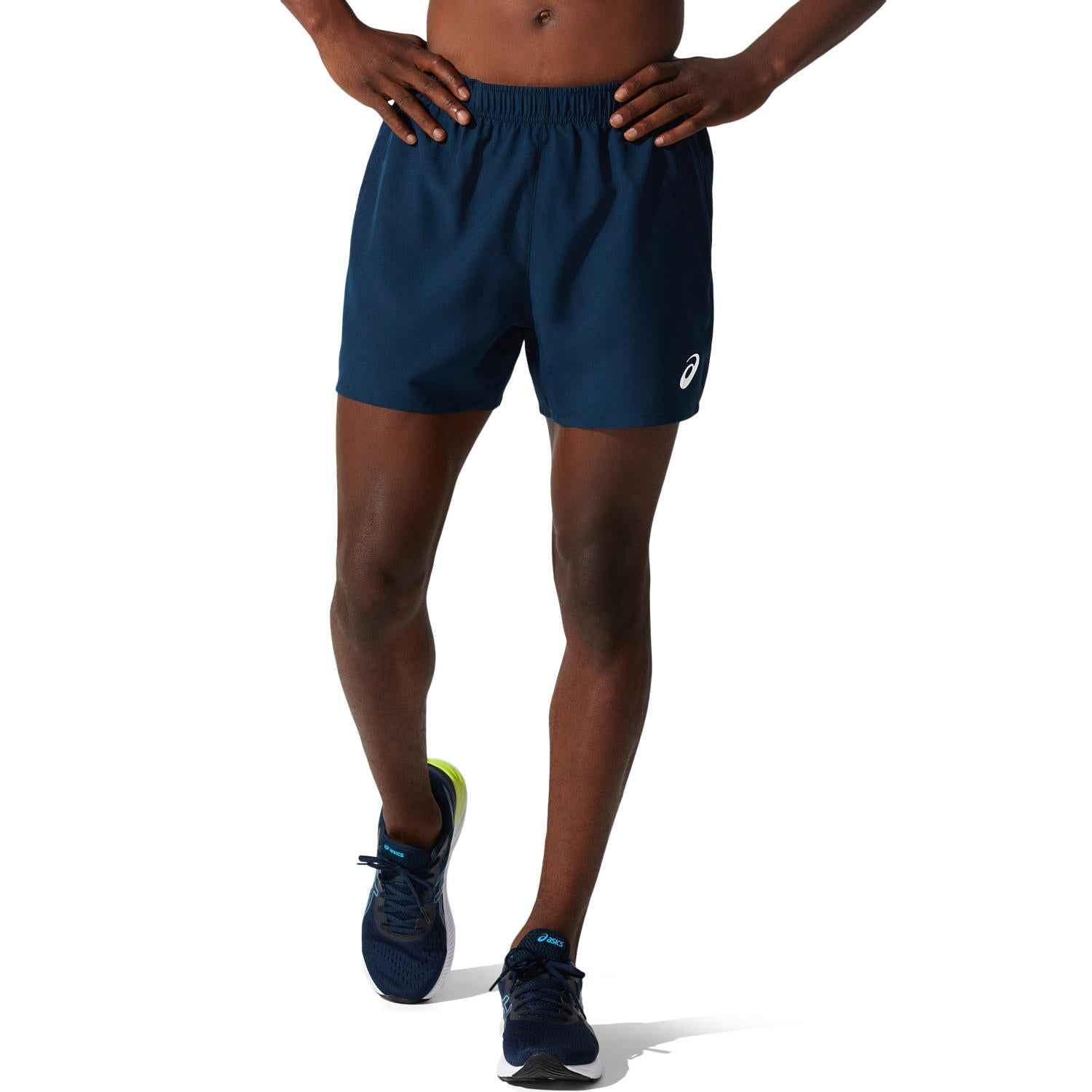 Asics Pantaloncini running Uomo - CORE 5IN SHORT - 2011C336