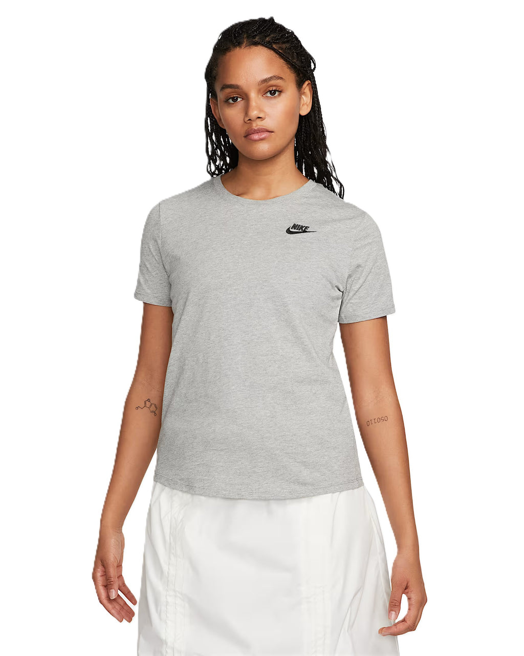 Nike T-shirt Donna Sportswear Club Essentials - DX7902 - Spoorty