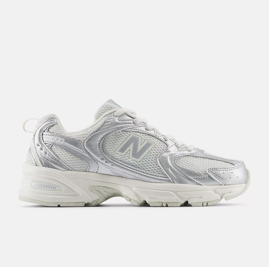 New Balance Sneakers U530