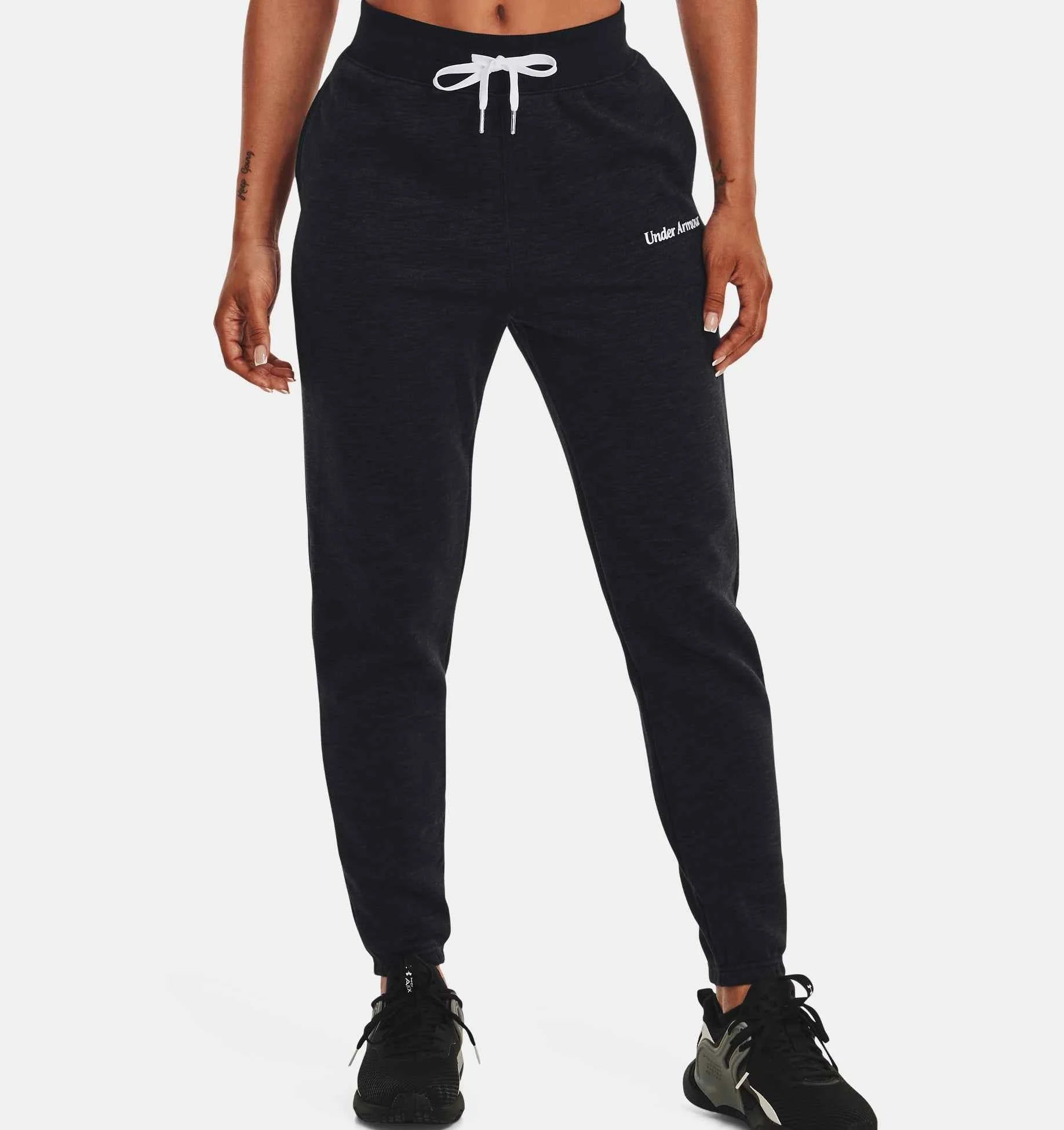 Under Armour Pantalone Donna - UA Essential Fleece Script - 1374105 - Spoorty