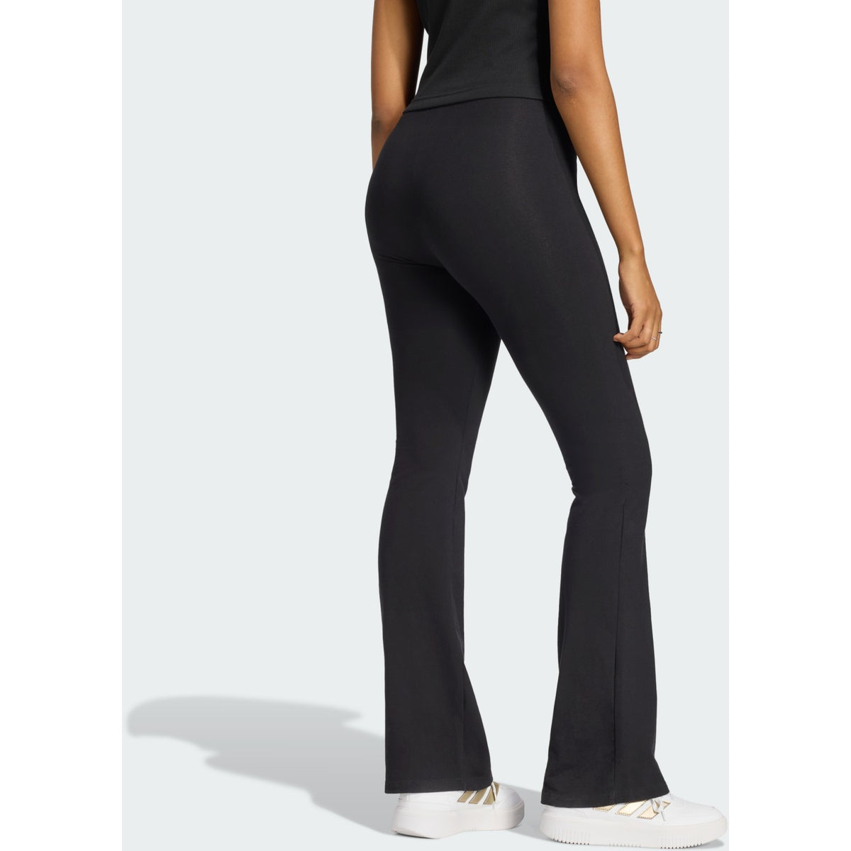 Adidas Leggings Donna Essentials Small Logo Flared - JD9961 - Nero / Bianco - vista 3