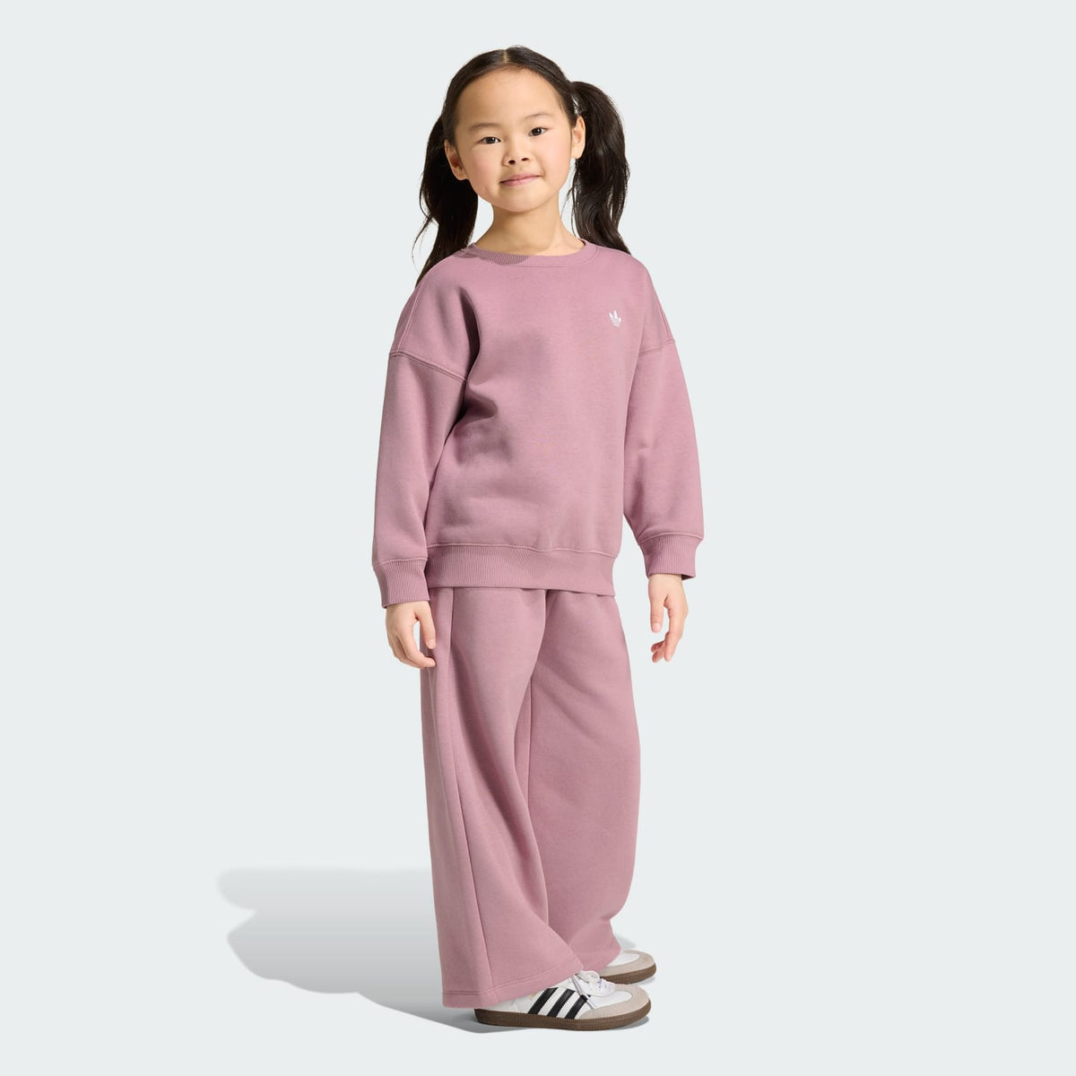 Adidas Loose Crew Top & Wide Leg Pants Set Magic Mauve - dettaglio indossato