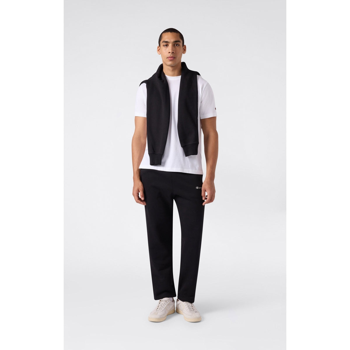 Champion Pantaloni Uomo Icons Straight Hem - 221801 - Nero - vista 2
