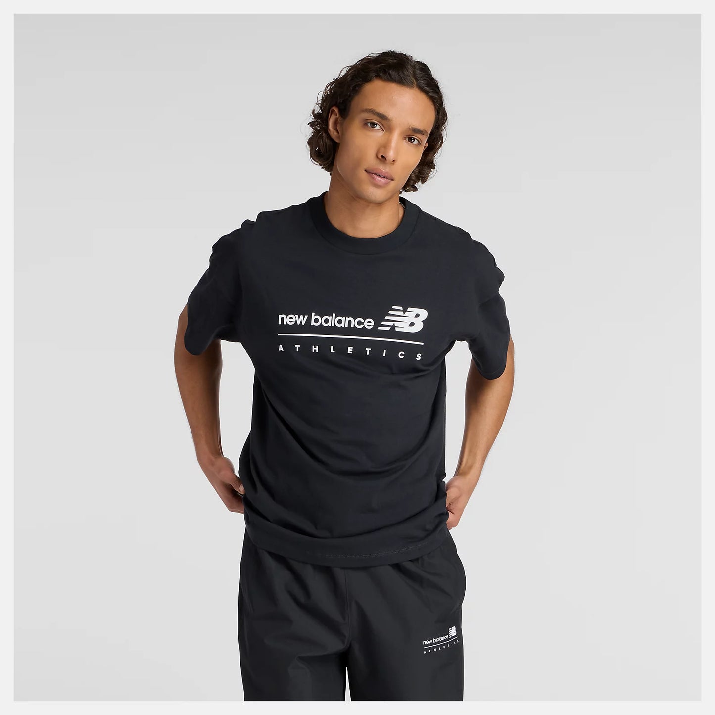 New Balance Linear Graphic T-Shirt Uomo - MT53525
