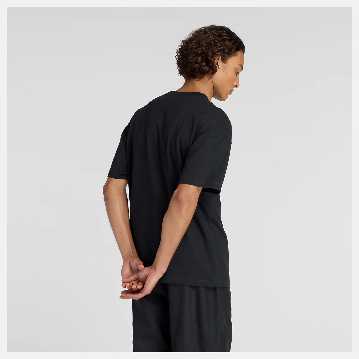 New Balance Linear Graphic T-Shirt Uomo - MT53525