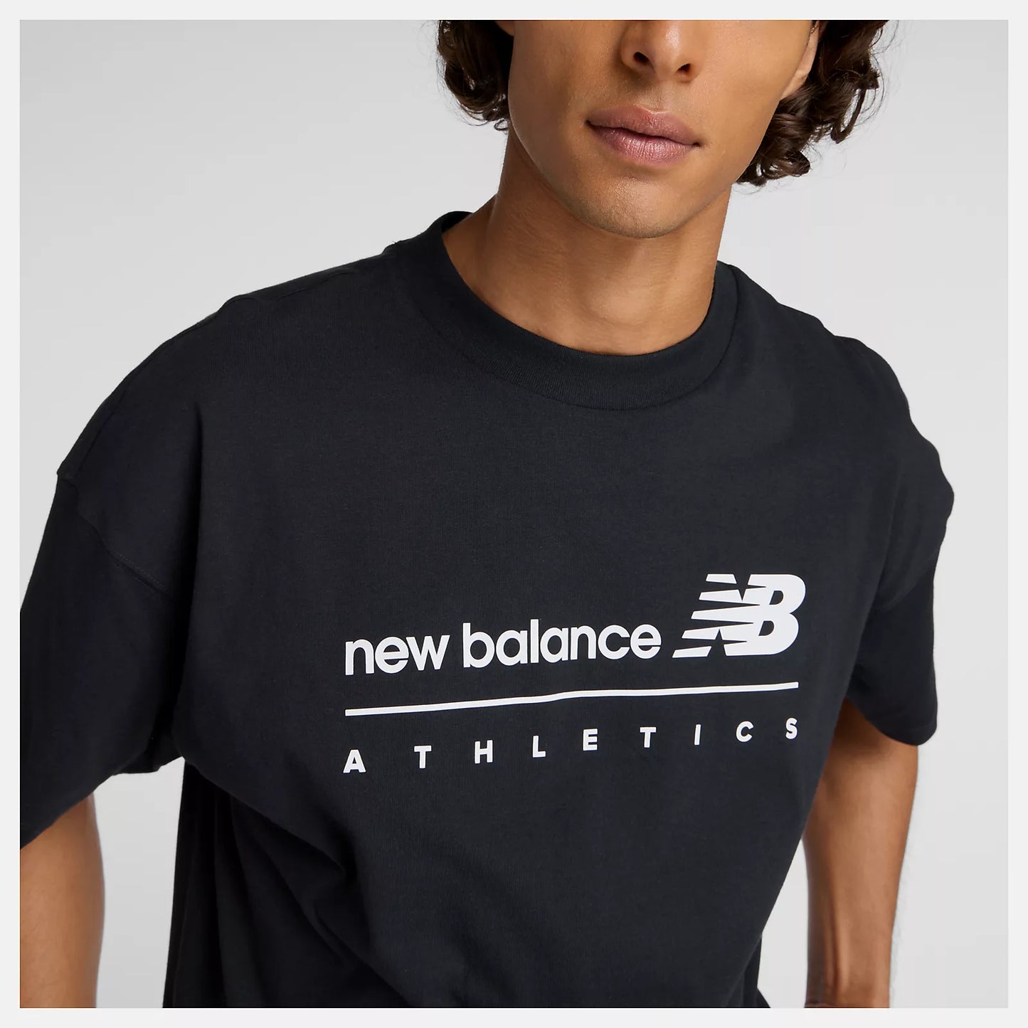 New Balance Linear Graphic T-Shirt Uomo - MT53525