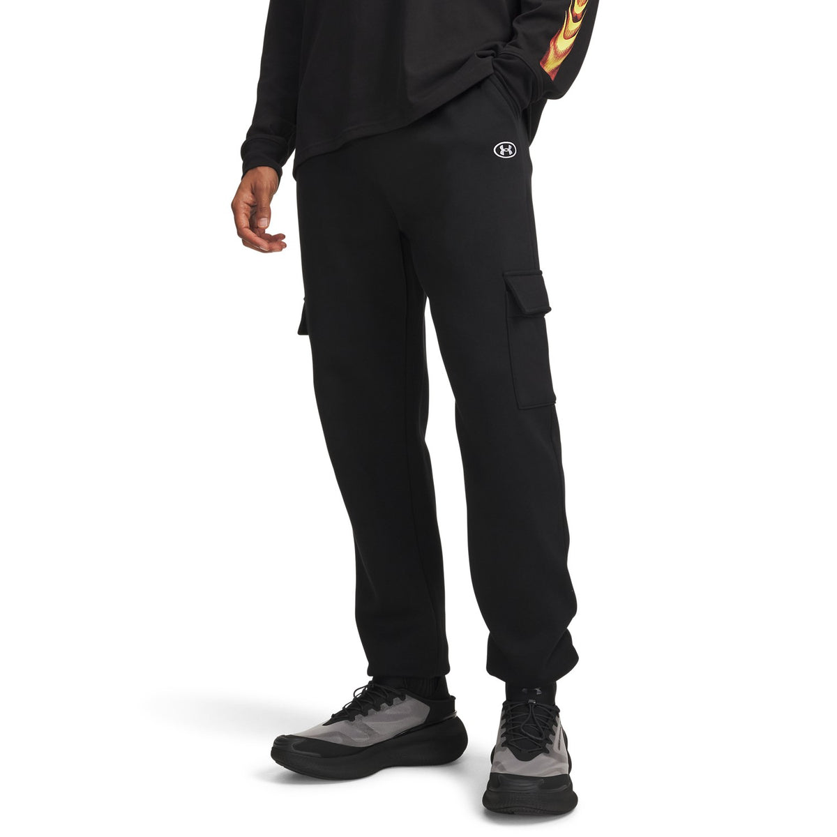 Under Armour Rival Fleece Cargo 008 - ULTIMATE BLACK vista frontale